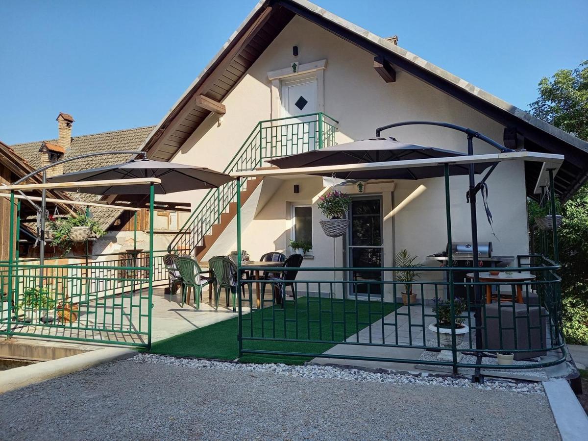 Holiday Home Alojzija Блед Екстер'єр фото